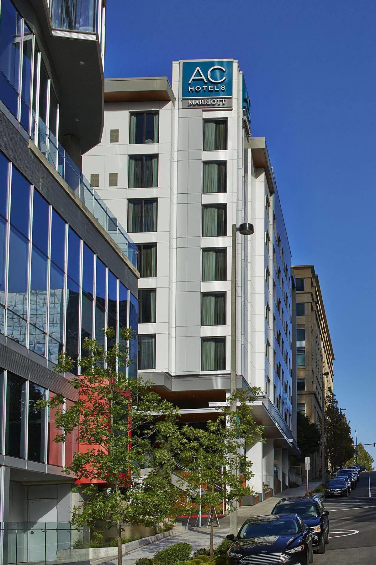 Hotel Ac By Marriott Seattle Bellevue/downtown 4*
